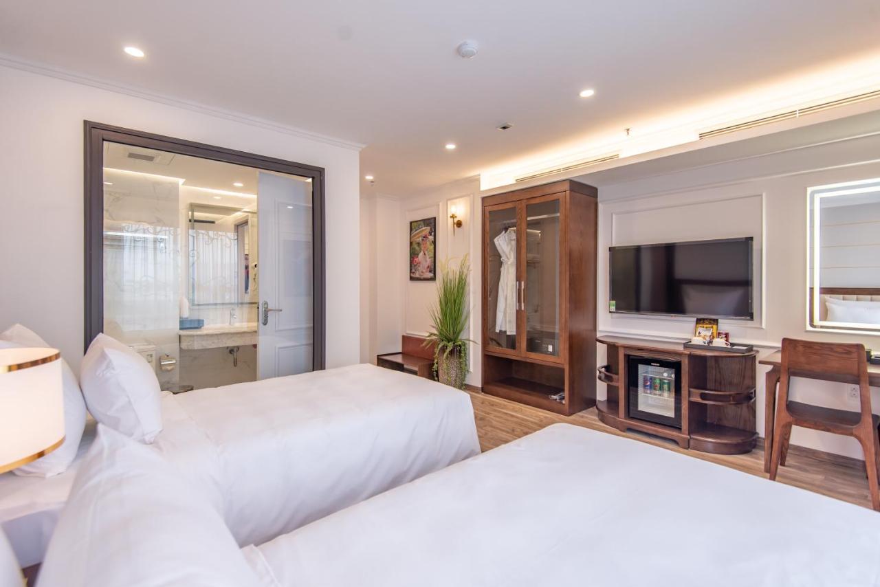 Reyna Luxury Hotel & Spa Hanoi Buitenkant foto