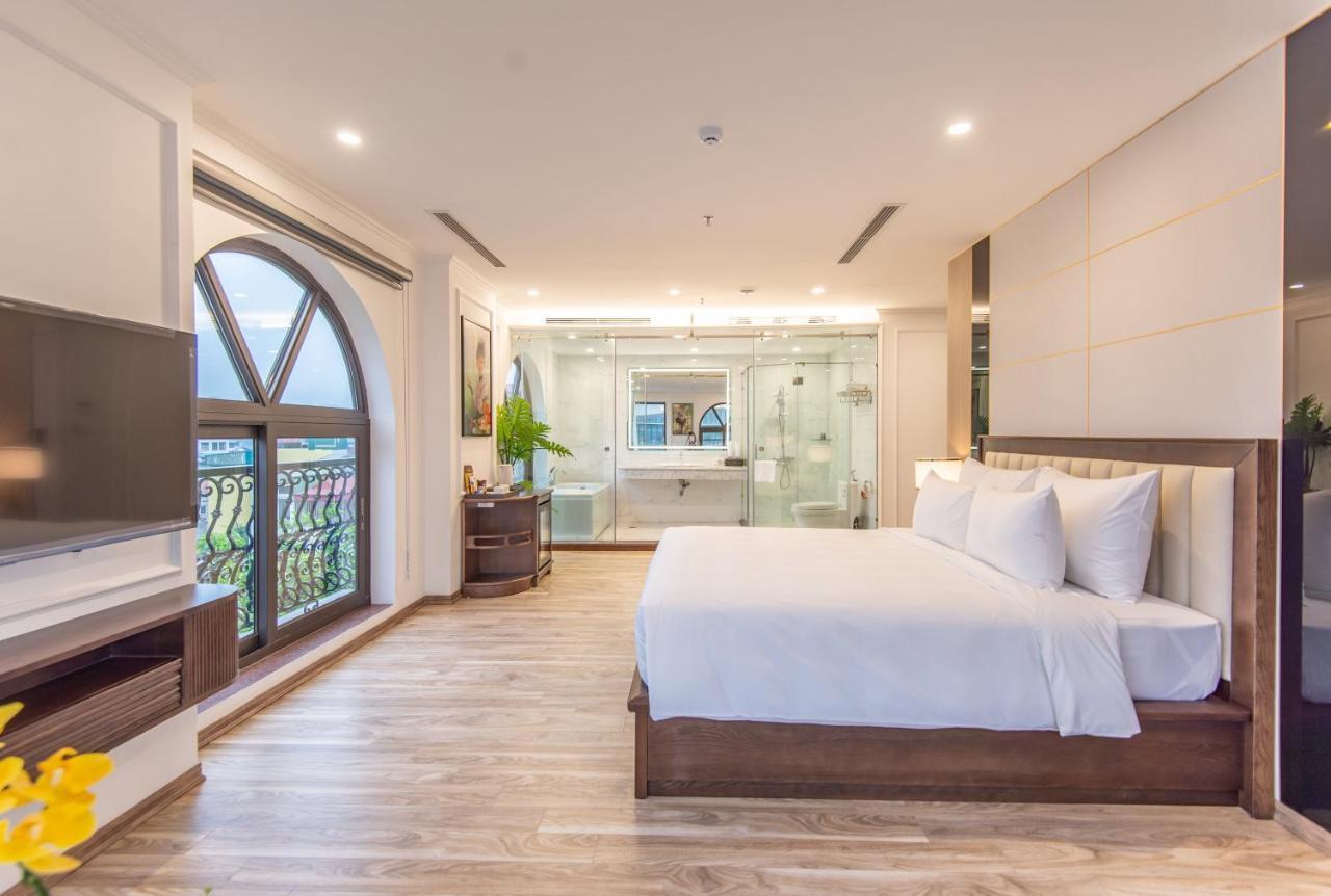 Reyna Luxury Hotel & Spa Hanoi Buitenkant foto