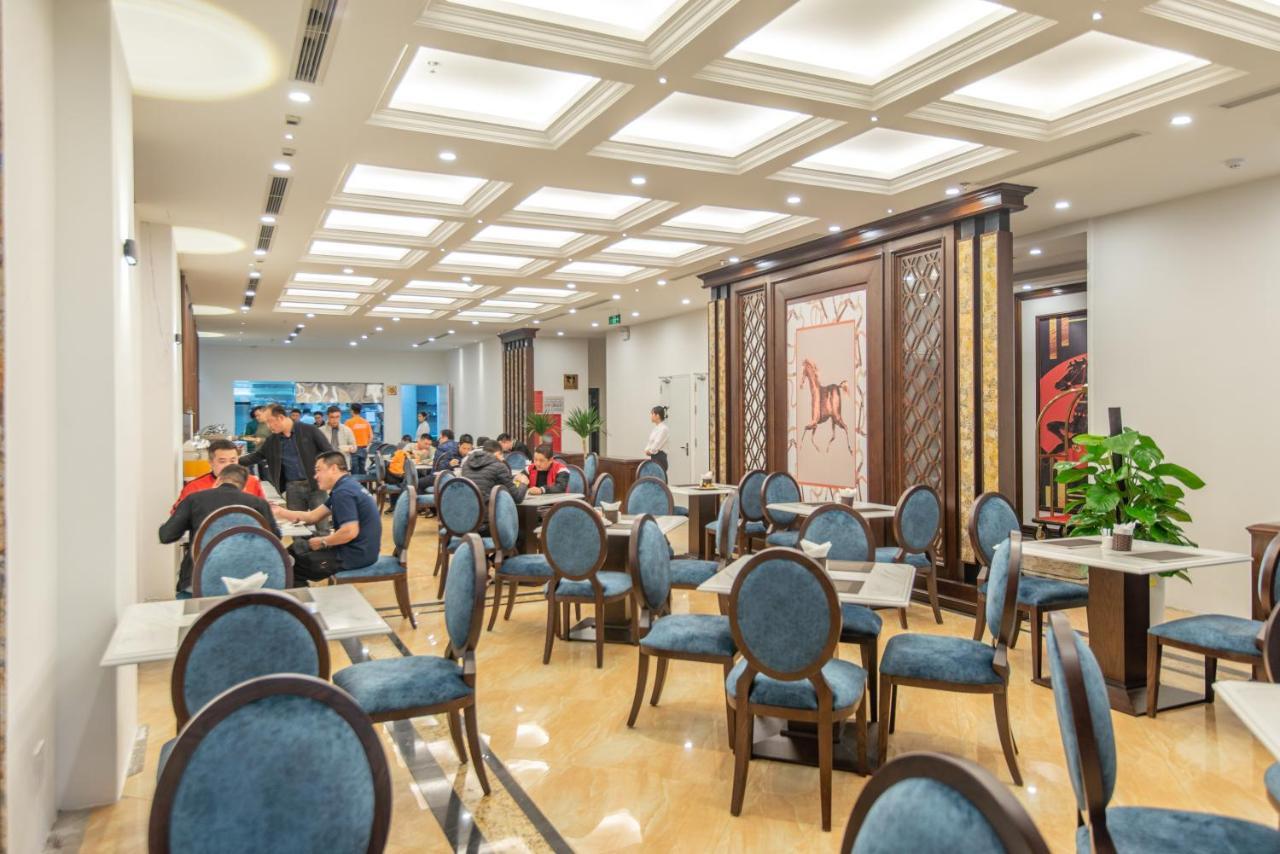 Reyna Luxury Hotel & Spa Hanoi Buitenkant foto