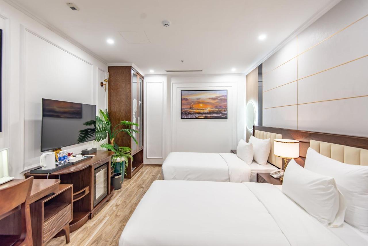 Reyna Luxury Hotel & Spa Hanoi Buitenkant foto